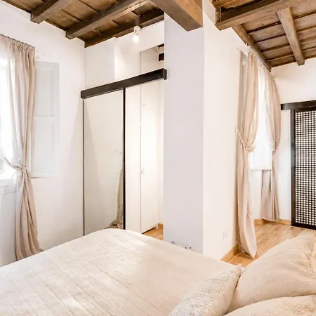 My Pantheon Apartament *